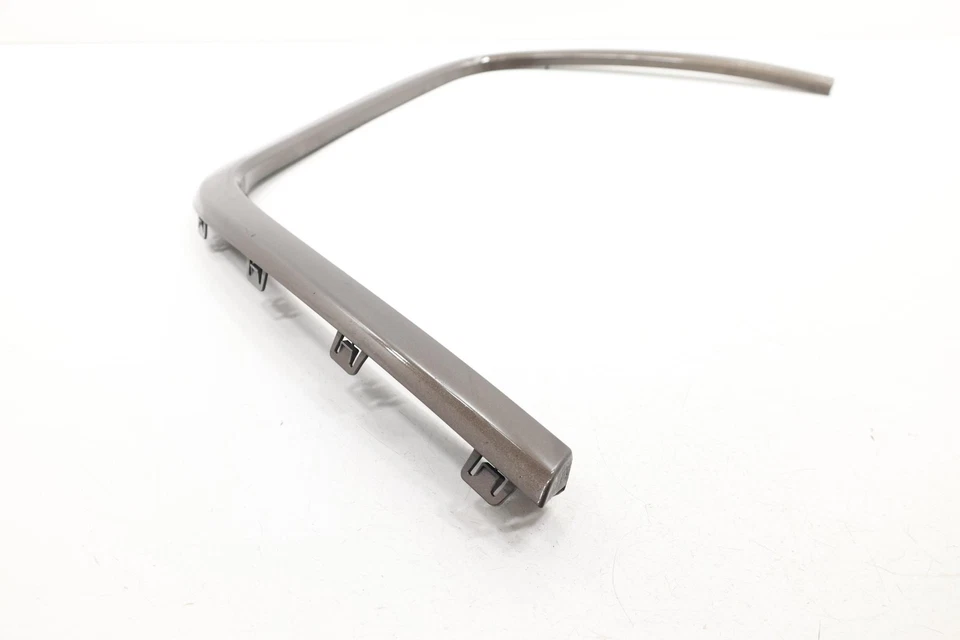 2016 - 2022 JEEP GRAND CHEROKEE WK FRONT LEFT FENDER FLARE MOLDING OEM BROWN_PUW - Image 2 of 4