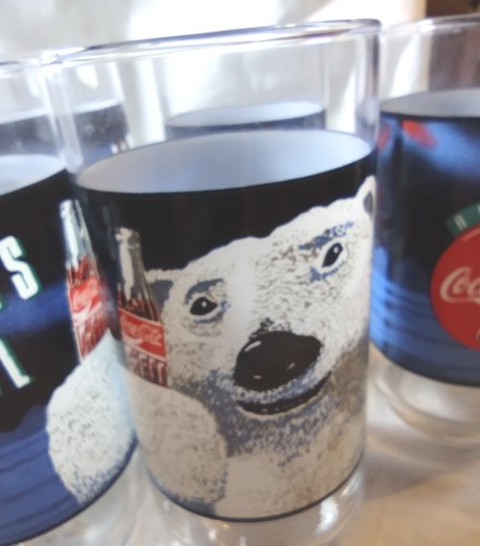 Coca Cola 1997 1997 5 oso polar siempre fresco 16 oz vasos de colección corcho ancla - Imagen 6 de 8