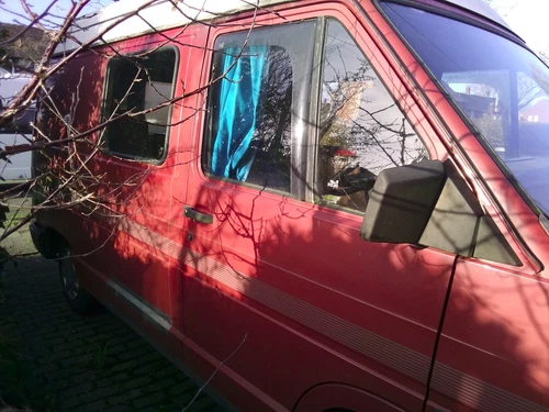 Reanult Trafic Mark I Campervan - Picture 4 of 10