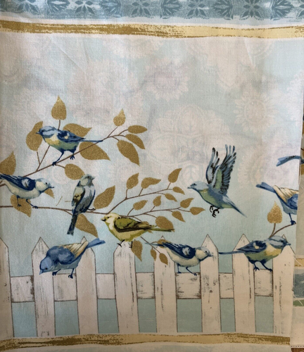 Wild Apple Timeless Treasures Fabrics Janelle-cm5623 - 2 yds Birds Metallic - Picture 1 of 6