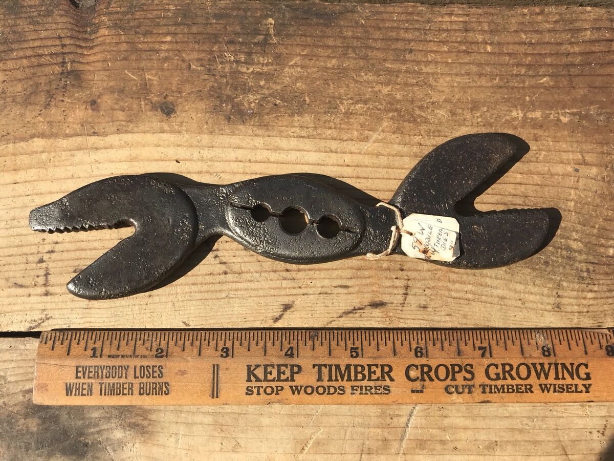 Vintage Crocodile Wrench & Threader , Hawkeye , All Purpose Vintage Crocodile Wrench & Threader , Hawkeye , All Purpose
