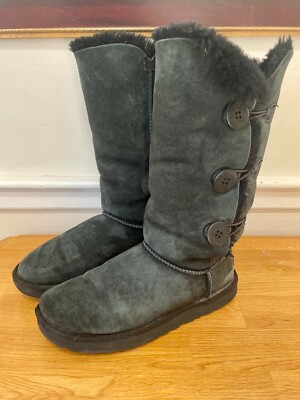 UGG 1016227 Bailey Button Triplet II Women's Size Boots