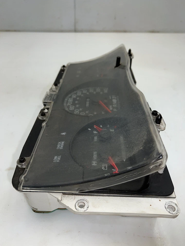 Cuadro de instrumentos Ford Crown Victoria 2003-05 policía analógica OEM 5W73-10849-DH Foto 2 de 4