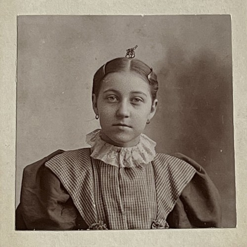 Antique Cabinet Card Photograph Lovely Fashionable Young Women Shippensburg PA - Picture 5 of 13
