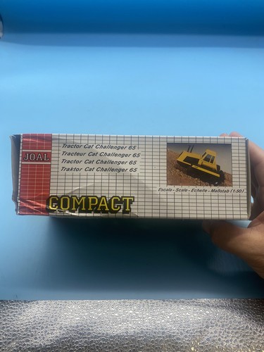 JOAL COMPACT Tractor CAT Challenger 65, 1/50 scale Diecast Metal boxed - Picture 6 of 10