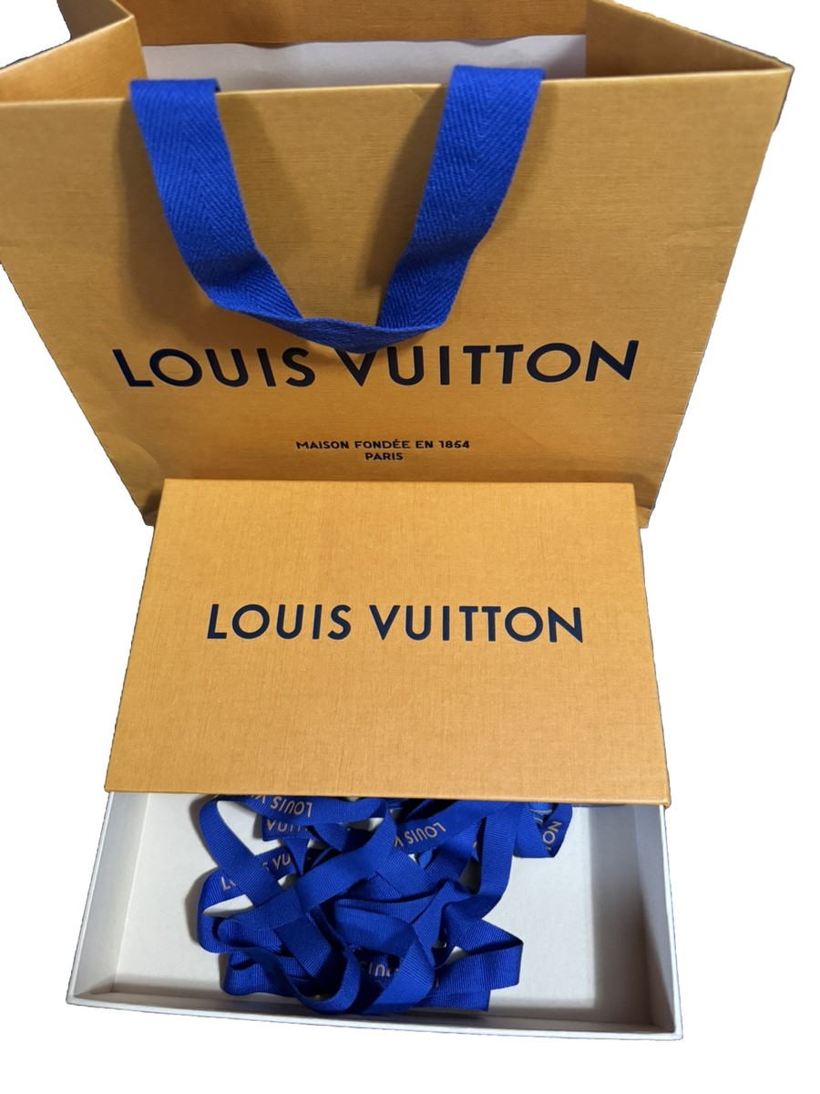 Louis Vuitton Wallet Box and Bag louis vuitton Box With Shopping Bag. Good For Small Wallets  main image 3