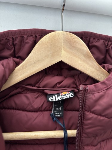 ELLESSE Lompard Padded Jacket Size XS 4 UK Womens Coat Burgundy NEW RRP £65.00 - Picture 7 of 9