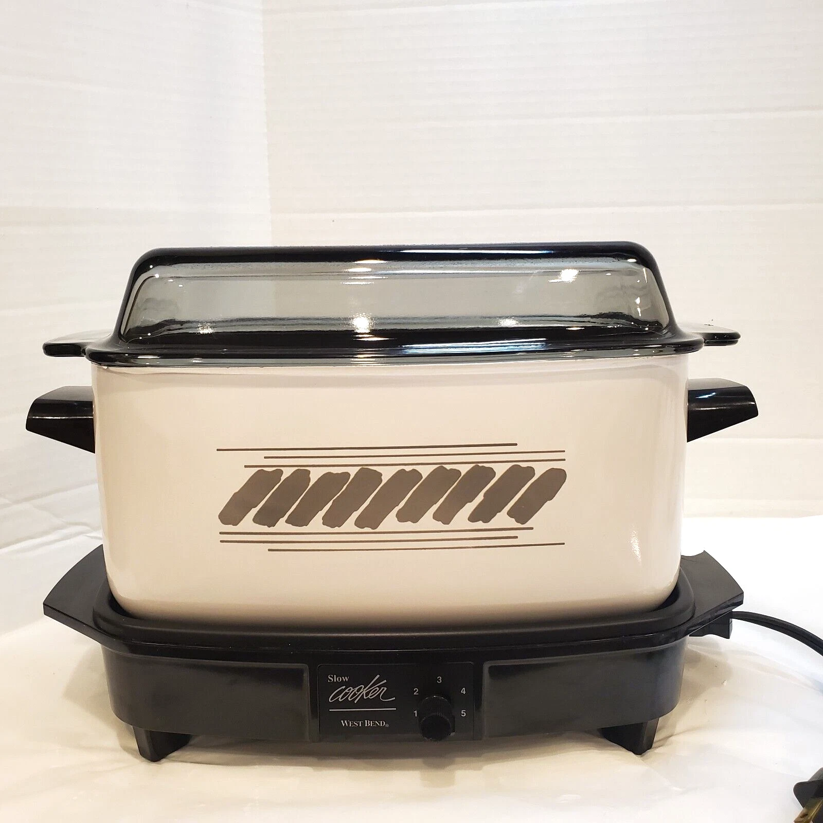 West Bend Slow Cooker with Glass Lid Base Cord Container White Tested Works