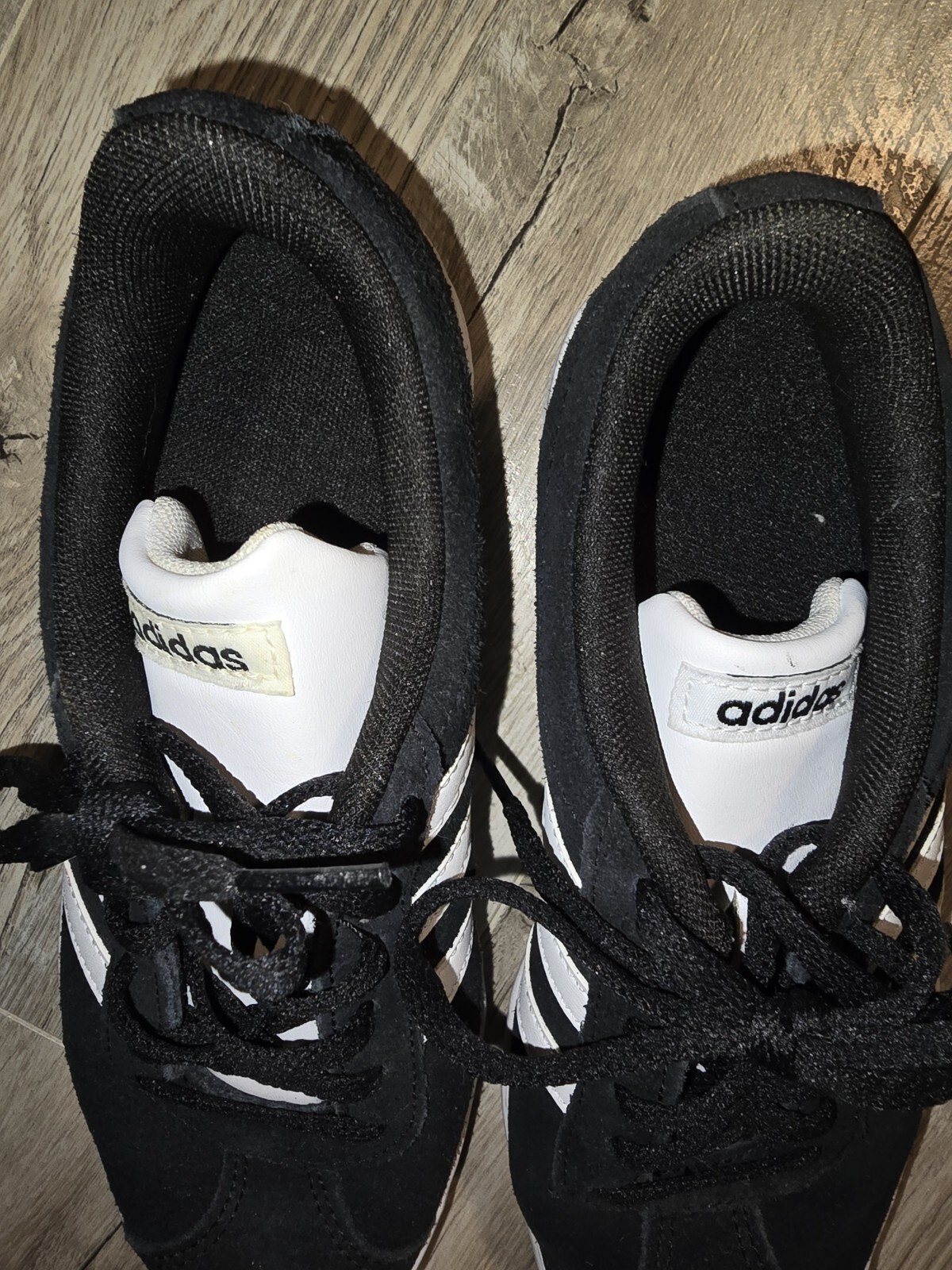 SAOLA Scarpe da ginnastica Adidas blu vera pelle scamosciata taglia US 4 UK 4.5 789006 in perfette condizioni