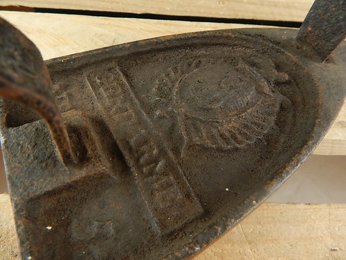 ANTICO AUTENTICO FERRO STIRO GENDARME GHISA FRANCESE XIX SECOLO N.5 - Picture 2 of 6