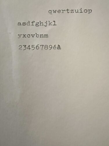 Seafoam Green Hermes Media 3 Typewriter - Picture 13 of 17