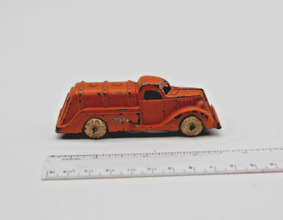  Hubley  Diecast Oil Tanker Truck Orange 3 1/2 inches VTG 1930s