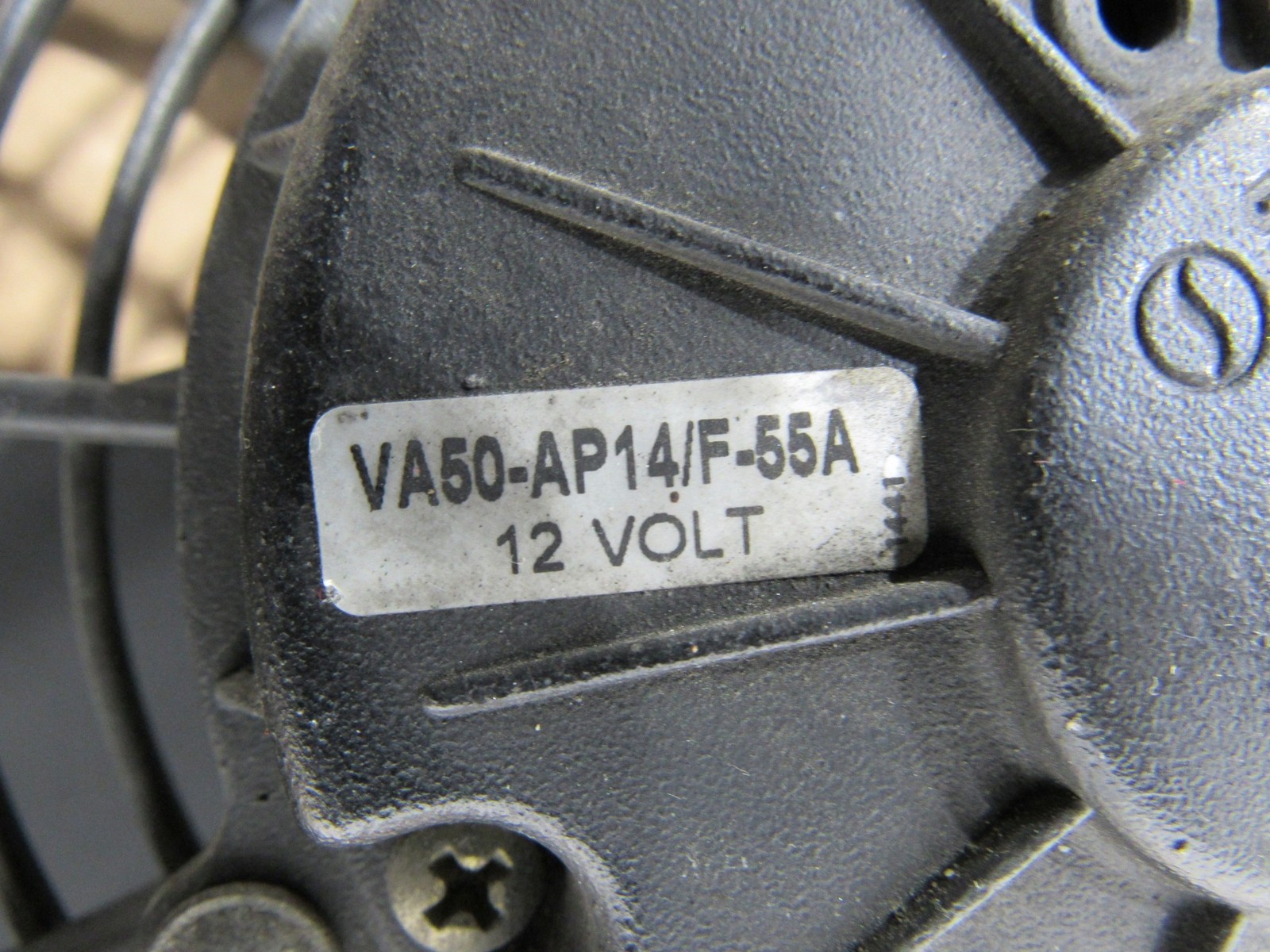 02-06 Maserati Coupe GT 2004 4.2L Radiator Cooling Fan Shroud Motor Assembly |