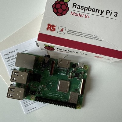 Raspberry Pi 3 B+ Mini-PC, 1,40GHz, 1GB RAM, weiter siehe Beschreibung