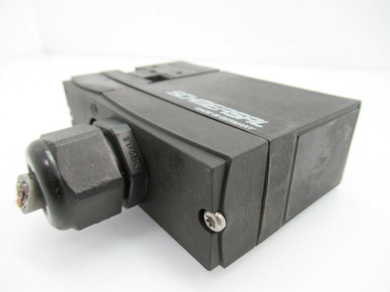 Picture 4 of 5