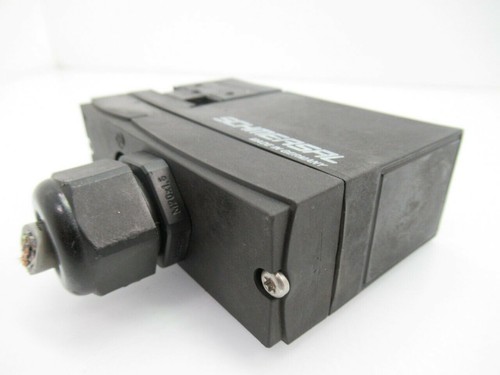 Schermsal AZM 170-02ZRKA Safety Interlock Switch - Picture 4 of 5