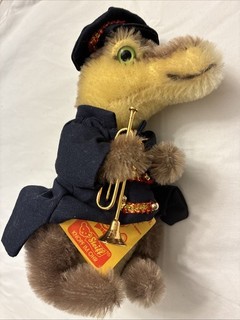 1988 Steiff Golden Age of the Circus Bandsman Crocodile w/tags tag and button