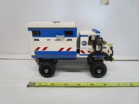 Lego JURASSIC WORLD RAPTOR ESCAPE VEHICLE ONLY SET 75917