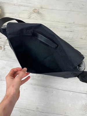Vintage Nike Messenger Bag 00s Shoulders Y2K Black | eBay Vintage Nike Messenger Bag 00s Shoulders Y2K Black | eBay