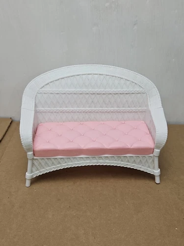 Vintage 1998 Mattel Barbie Summer Garden Play Set Wicker Couch Loveseat