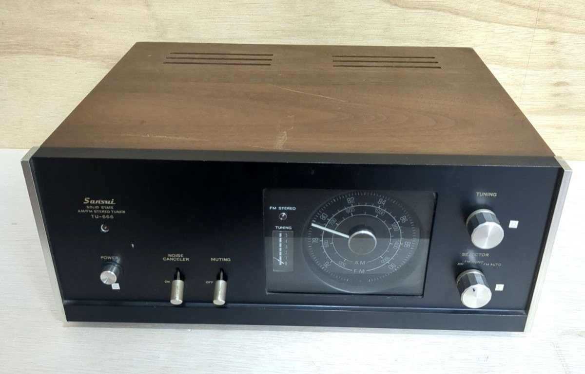 Sansui TU-666 AM/FM Solid State Stereo Tuner AC100V 50/60Hz Audio