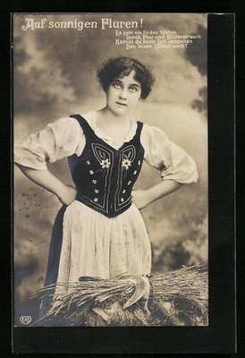 Foto-AK EAS: Auf sonnigen Fluren!..., Junge Frau in Tracht 1913 