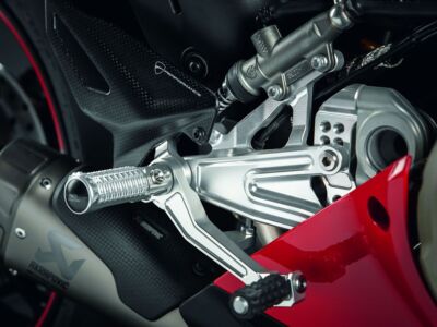 【igariqqq】DUCATI Performance RIZOMA 製 Rizoma Ducati Panigale V4 Clutch Cover Black ZDM181B