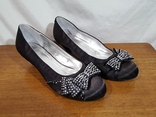 Women's Stuart Weitzman Bombshell Bling Bow Black Fabric Heel Pump - Size 5