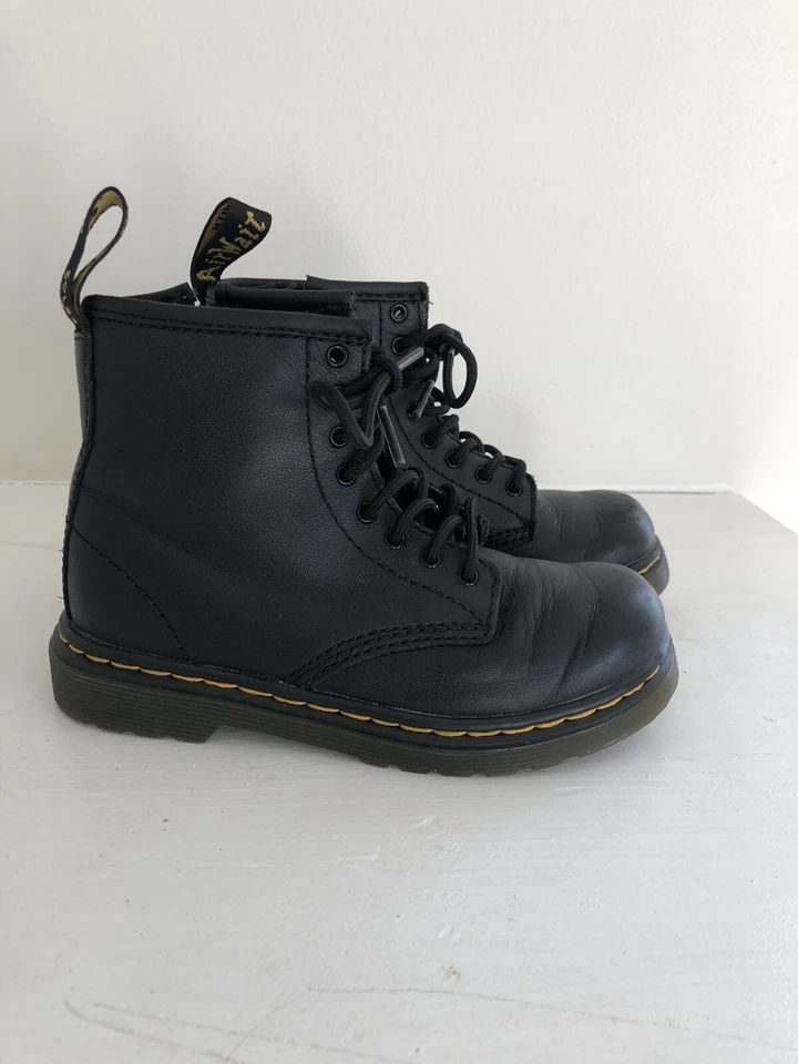 Dr. Martens 1460 T Botines Cuero Negro Niño Pequeño Talla 9 EE. UU. Cremallera Lateral Suave Foto 2 de 4