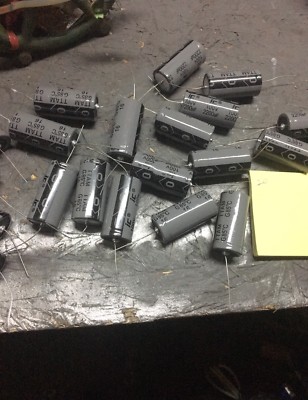 LOT OF 20 Capacitors 100V  2200UF  85 C TTAM free shipping 