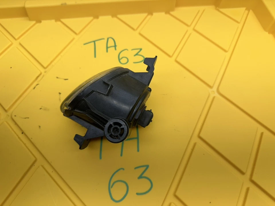 BMW X5 E70 2011-2013 pasajero delantero lado derecho luz antiniebla valeo oem Foto 4 de 4