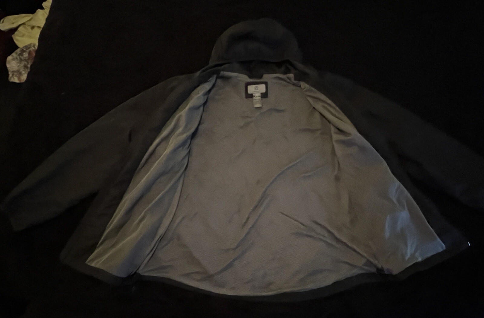 Picture 2 of 4
