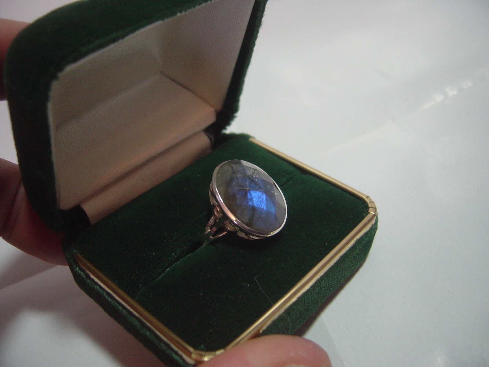 VINTAGE LARGE SOLID SILVER RING-SUPERB RAINBOW LA… - image 1