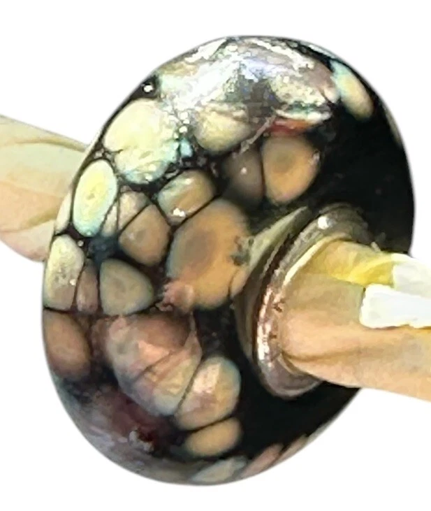 Genuino Trollbeads Retirado Flor Negro Mosaico Cuentas Vidrio de Murano Único en su Clase Foto 4 de 4