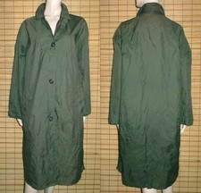 GRÜNER REGENMANTEL - RAINCOAT - NYLON - VINTAGE - GR. 48