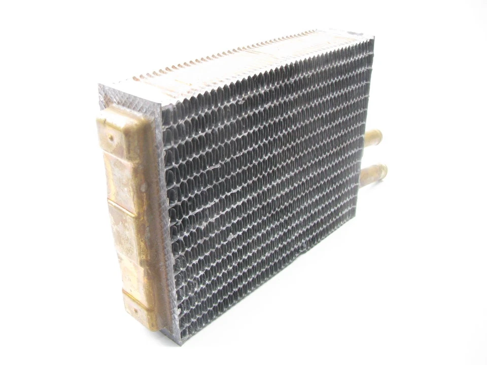 NUEVO GENUINO OEM Ford E3FZ-18476-A núcleo de calefacción - 1983-1985 Ford Escort Foto 4 de 4