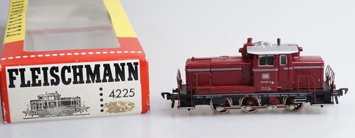 (0301) H0 Fleischmann 4225 Diesellok Rangierlok BR 261 defekt | Condition: Als Ersatzteil / defekt