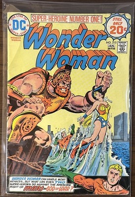 DC Comics Wonder Woman #215 Jan 1974 Amazon Attack Against Atlantis *1st Ares VF