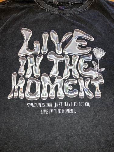 Romwe Live In The Moment Damen-T-Shirt Größe Large - Bild 2 von 4