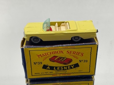 MATCHBOX MOKO 39 PONTIAC CONVERTIBLE - GPW -YELLOW 3inch- GOOD IN B5 BOX - 88