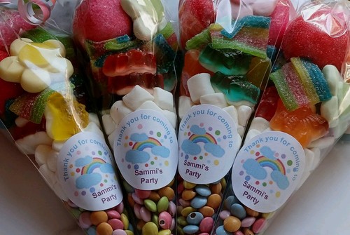 Personalised RAINBOW sweet Cones Pre filled Kids Sweets Pary Bags Favours - Picture 2 of 2