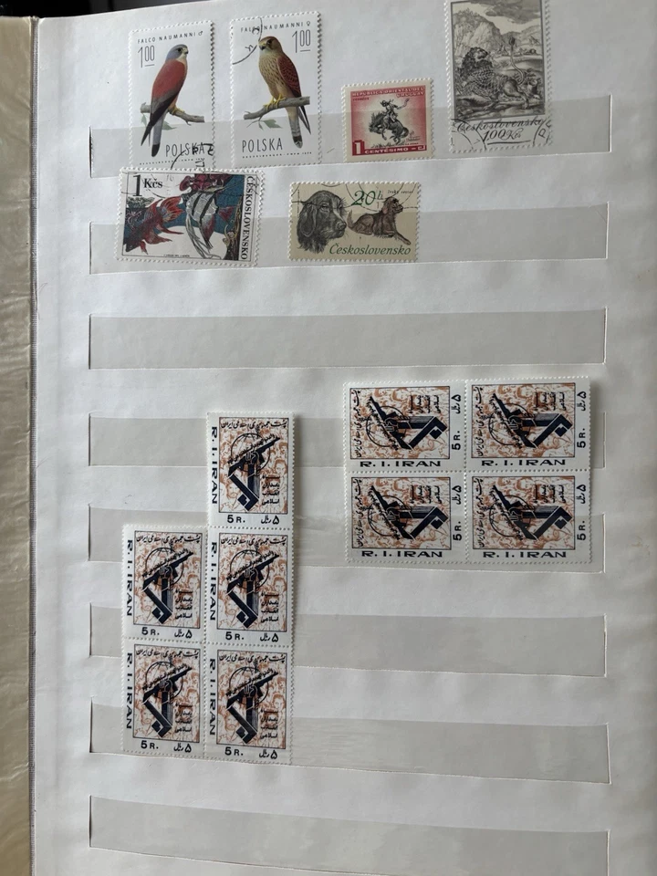 Colección de estampillas de Oriente Medio y Europa Foto 3 de 4