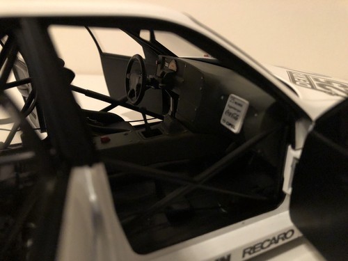 1:18 Opel Omega 3000 24V DTM 1991 Klaus Niedzwiedz Commodore Computers - Picture 18 of 24