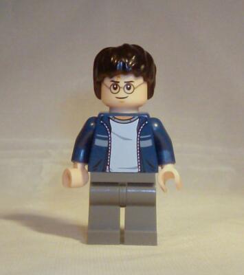 LEGO Harry Potter Minifigure 4841 Hogwarts Express Blue Jacket