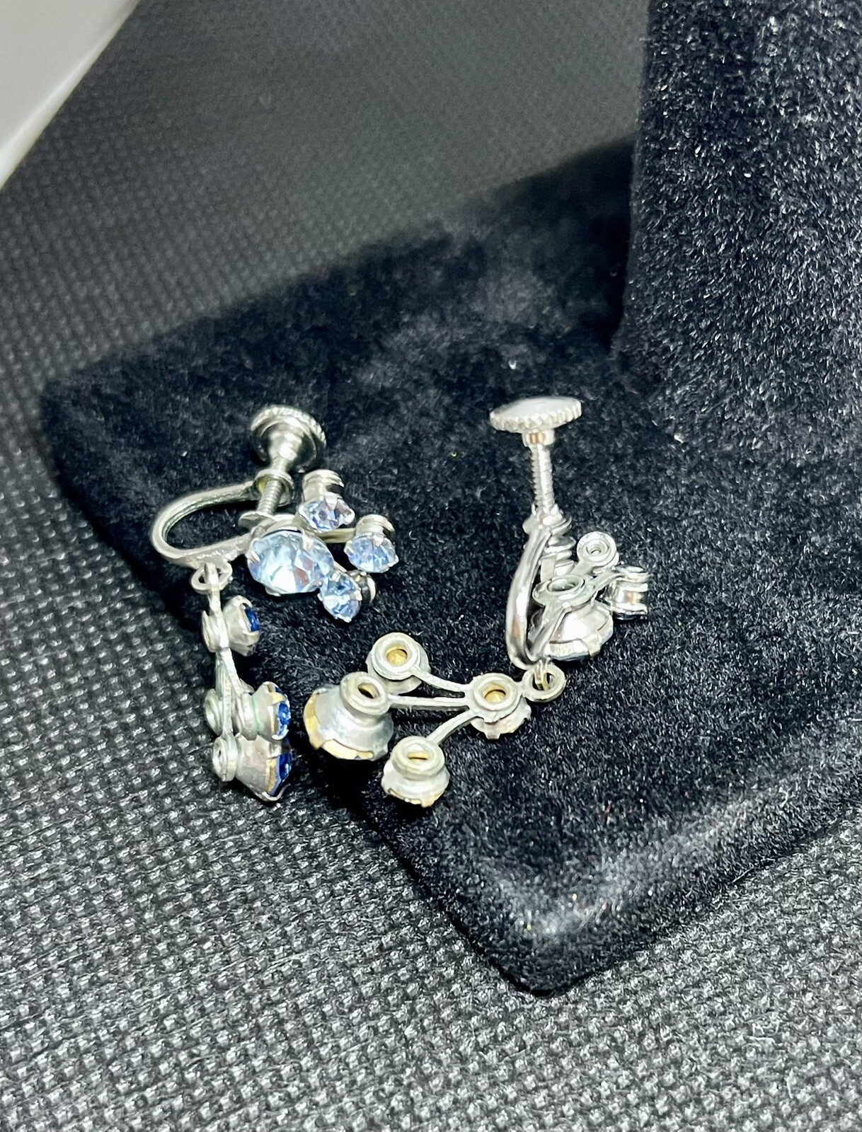 Vintage Blue Rhinestone Dangle Statement Clip Ear… - image 9