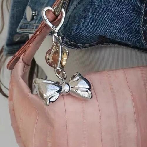 Y2K Bow Keychain Vintage Metal Bowknot Key Ring Fashion Car Handbag Decor - Bild 8 von 10