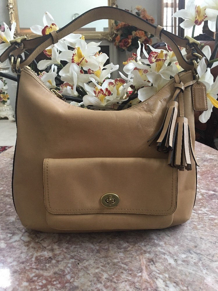 Coach Legacy Shoulder Bag y2k レガシー ホーボー COACH LEGACY Tan Leather Courtenay Hobo Shoulder Handbag 22381 EUC