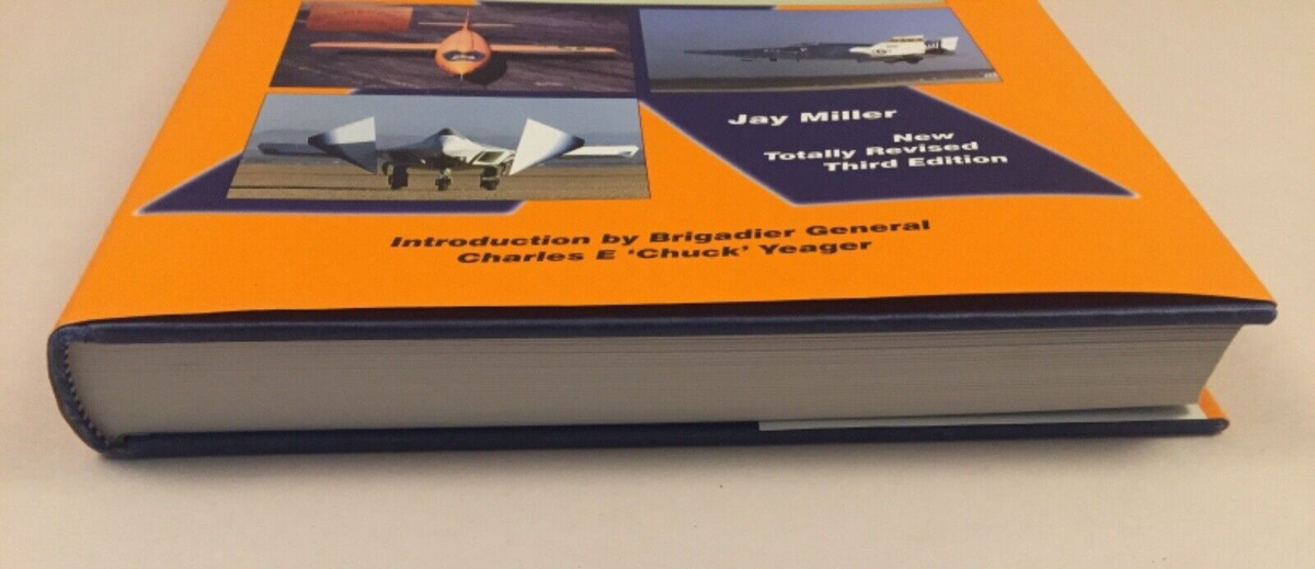 洋書 The X-Planes X-1 to X-45 / Jay Miller The X-Planes: X-1 to X-45: 3rd Edition: Miller, Jay