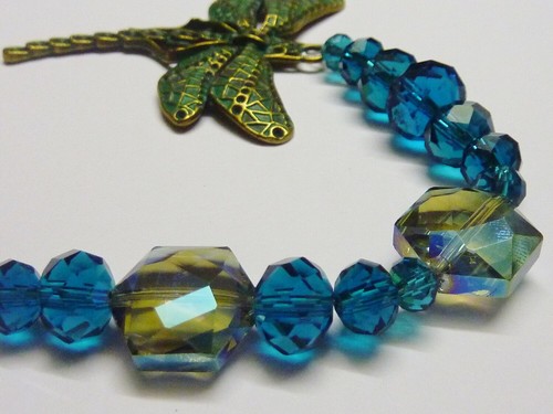 Dragonfly Crystal Bead Hanging Window Sun Catcher Home Décor Car Mirror Charm - Picture 3 of 5