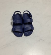 OshKosh B gosh Boy s Sandals Blue Rubber Size 11